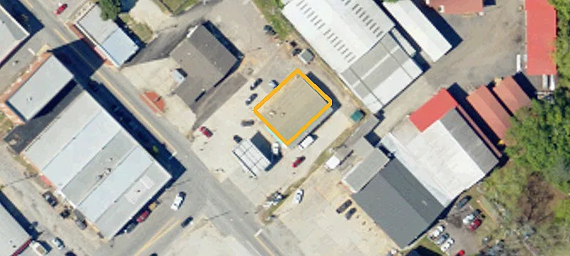 301 Main St