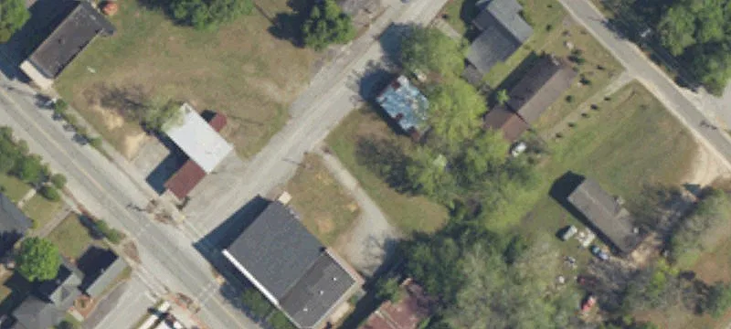 7105 Charleston Hwy