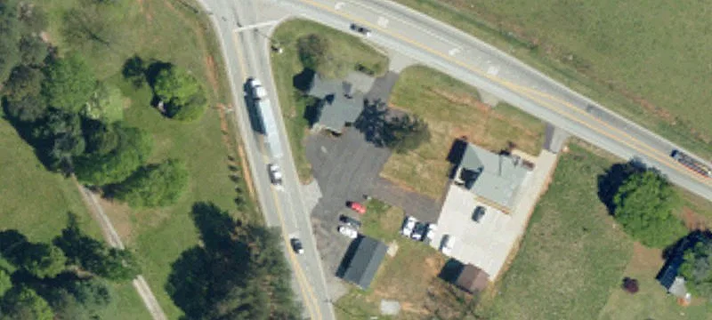 1999 Locust Hl Rd