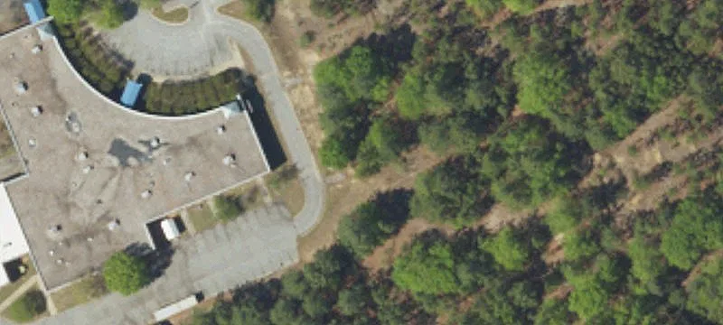 1165 Hwy 1st S
