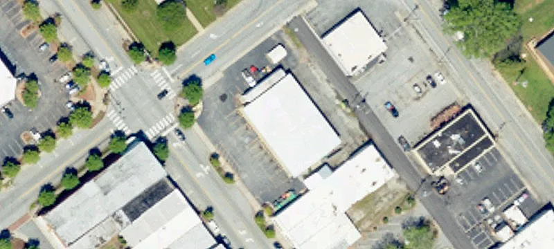 124 Main St