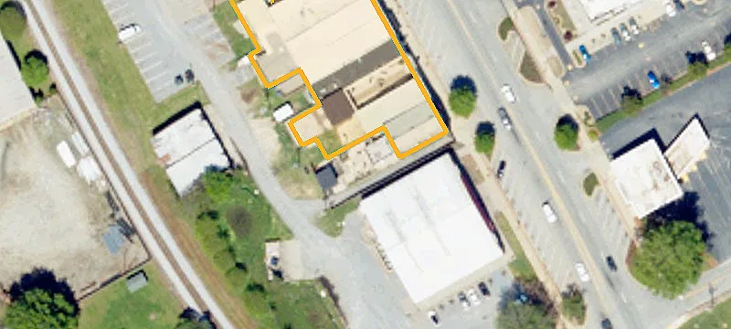 228 Main St