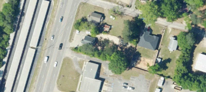 541 Edgefield Rd