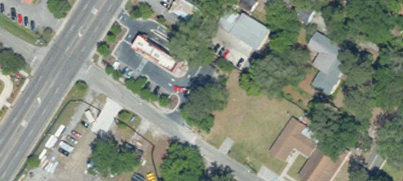 107 6th N St