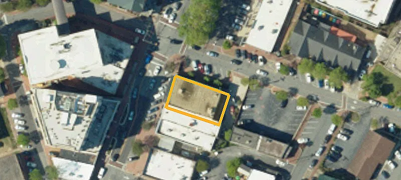382 College Ave