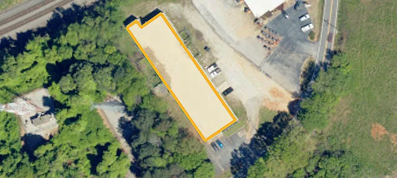 5101 Edwards Rd