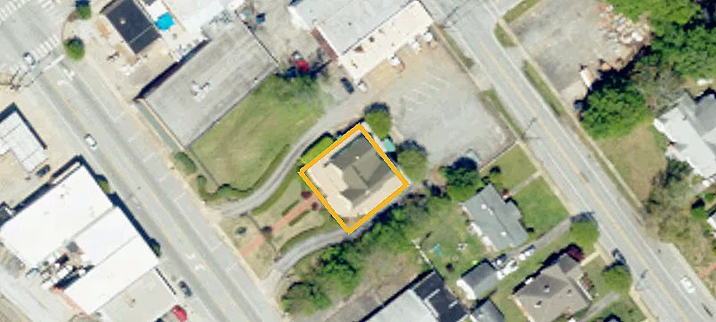 207 Main St