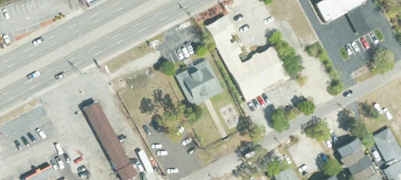 1521 Hwy 17th S