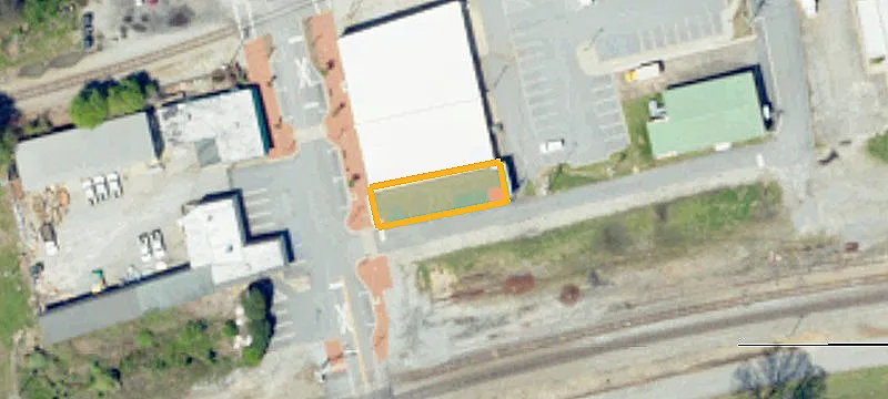 319 Trade St