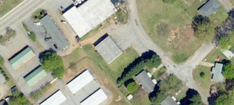 8 Hemlock Dr