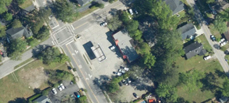 1110 Main St