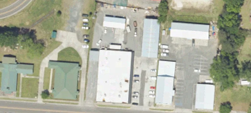 502 Main St