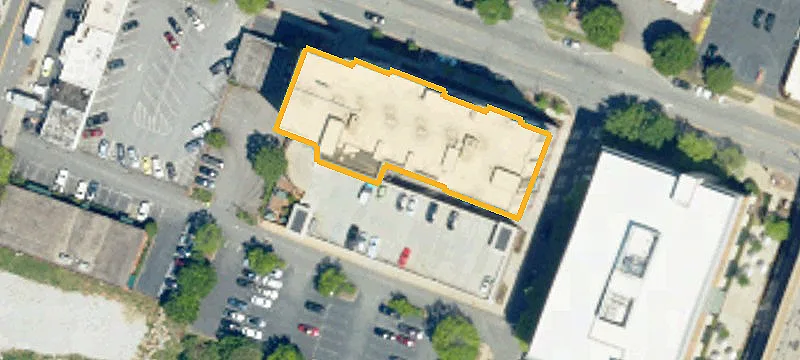 128 Broad St