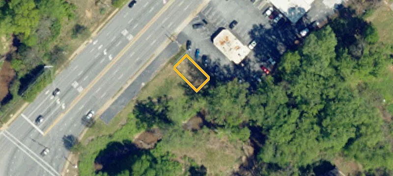 240 Wade Hampton Blvd