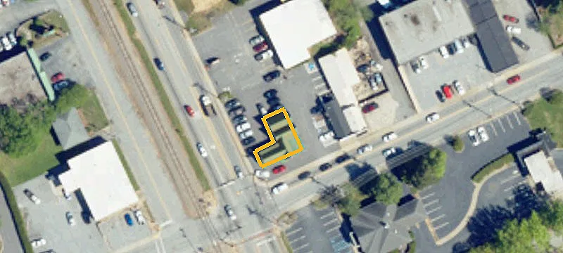202 Main St