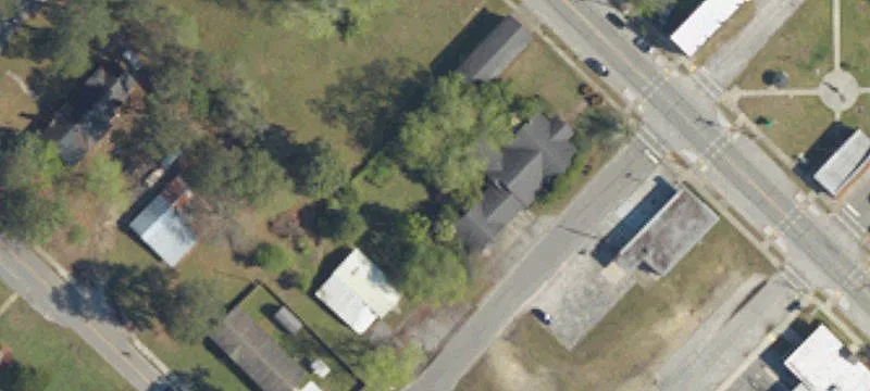 6816 Cnr Of Main Rr Ave