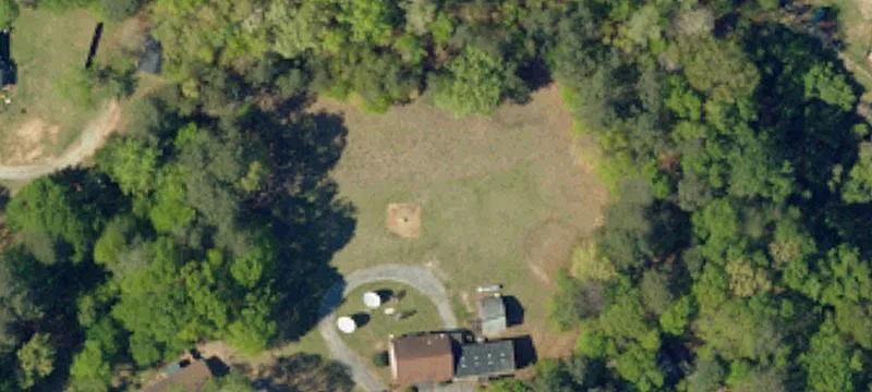 202 Lawrence Rd