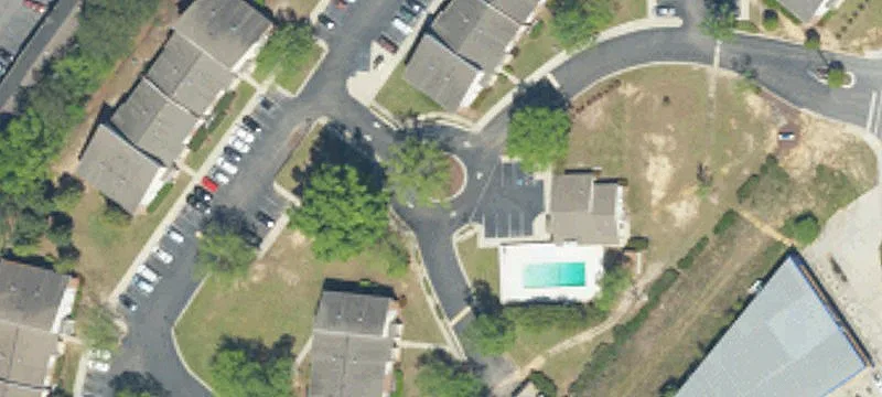 200 Bentree Ln