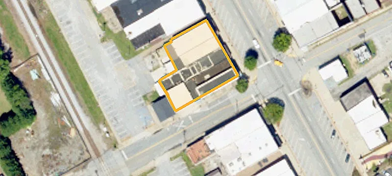 138 Main St