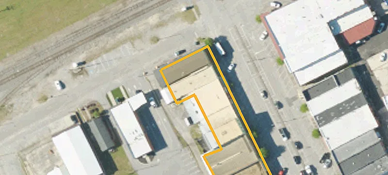 121 Main St
