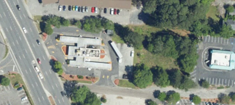 122 Saint James Ave