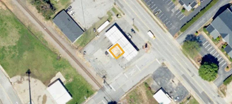304 Main St