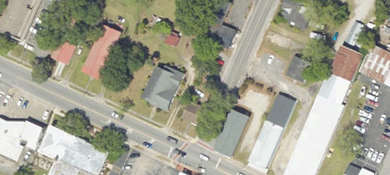 228 Main St
