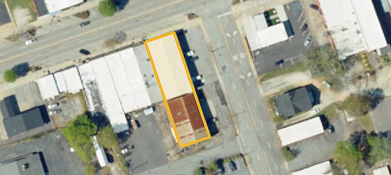 123 Main St