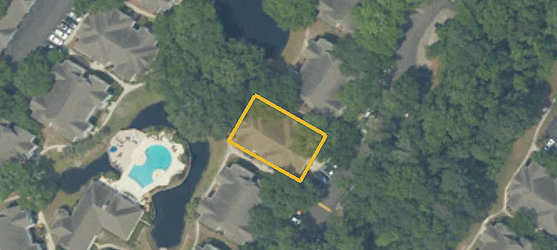 25 Edgewater Cir