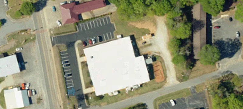 657 Mechanic St