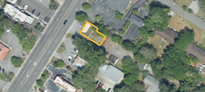 709 Main St