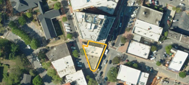 387 College Ave