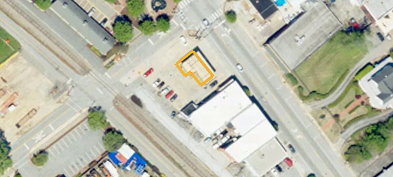 200 Main St
