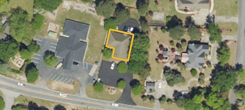 948 Old Cherokee Rd