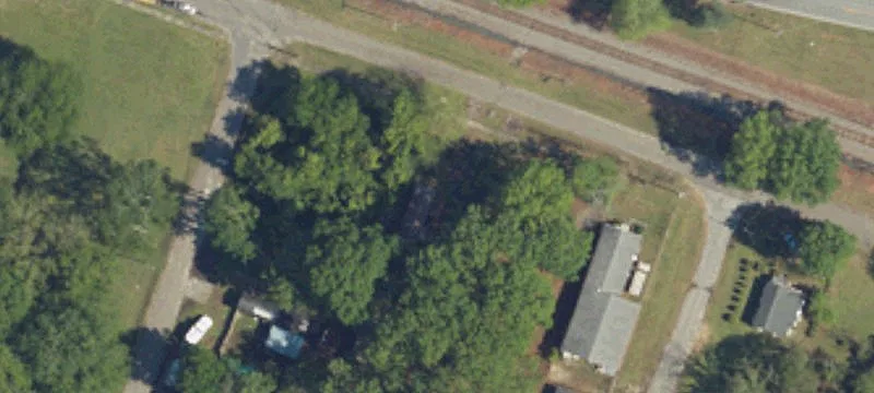 908 Main St