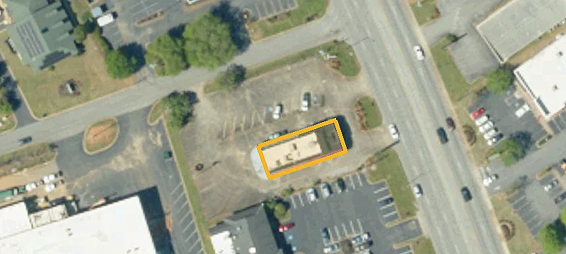3325 Main St
