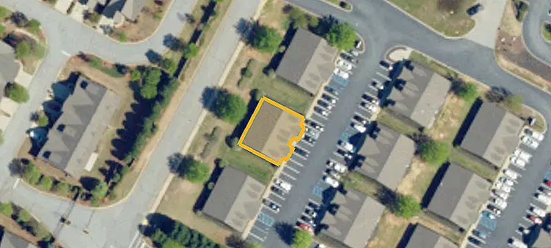 6 Pkwy Cmns Way