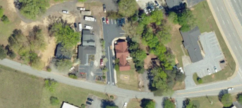 736 Saluda Lk Rd