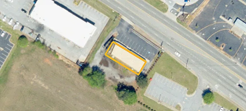 2156 Main St