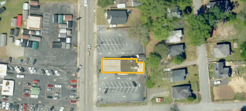 1527 Main St