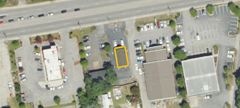 1033 Main St