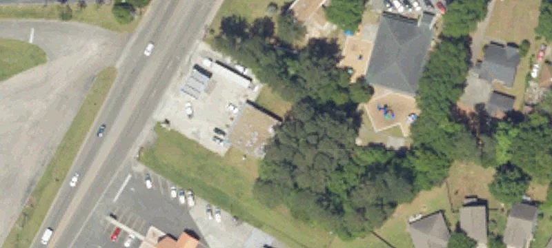 1006 Old Hwy 52