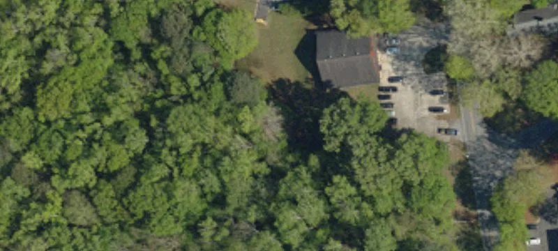 1002 Woodland Dr