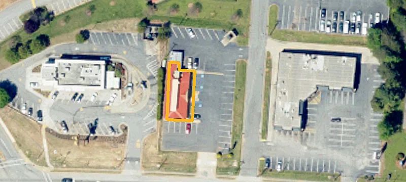 306 Wade Hampton Blvd