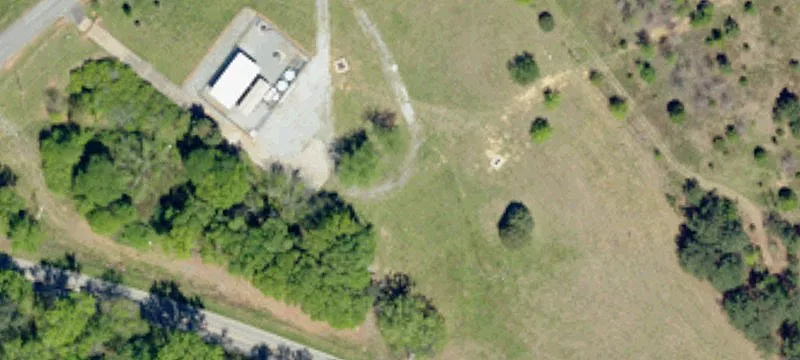 112 Lewis Dr