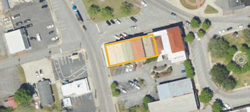 104 Main St