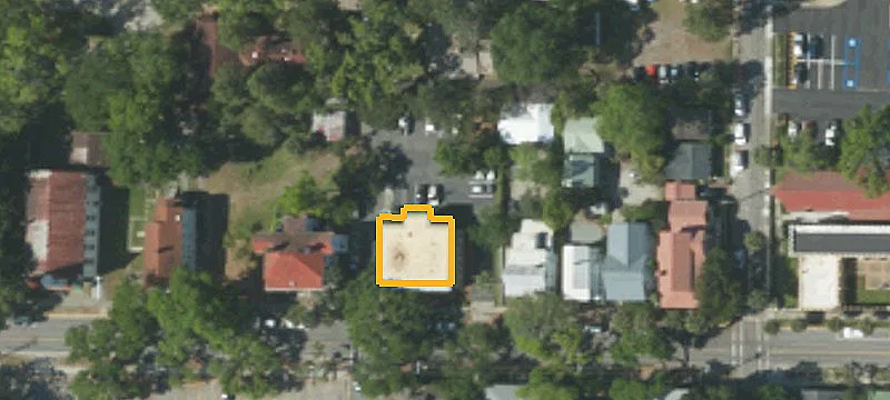 811 Craven St