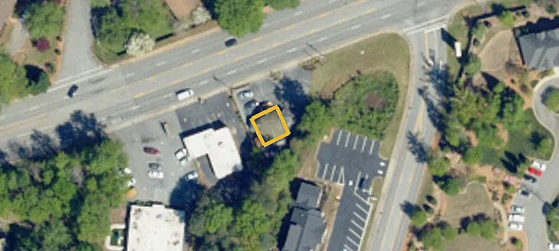 2704 En St