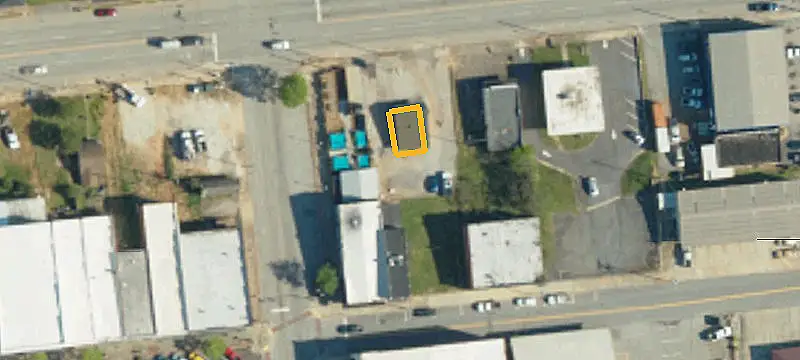 401 Main St