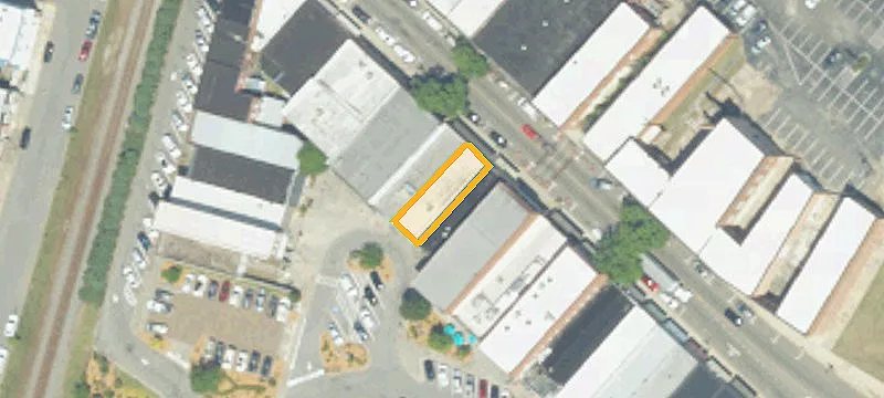 121 Main St